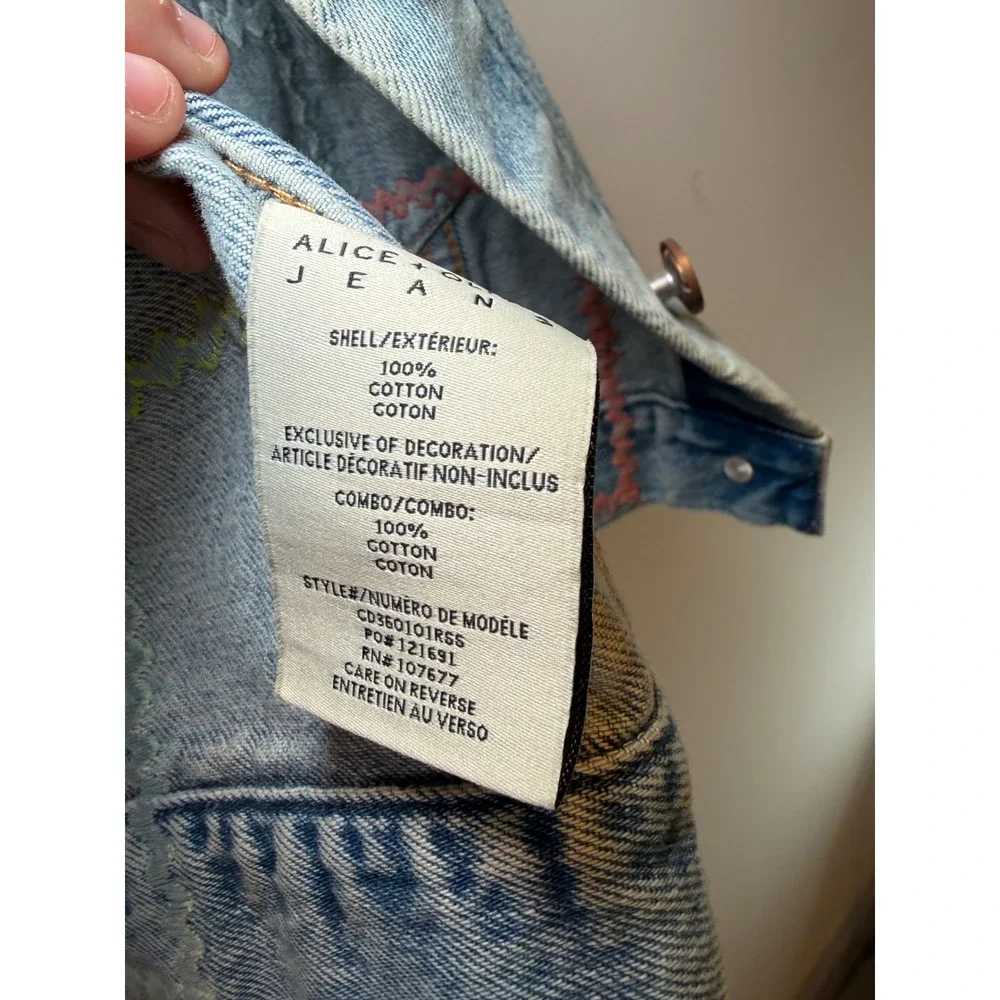 Alice + Olivia Jeans Patchwork Cropped Denim Jacket Light Wash Floral - Picture 5 of 9